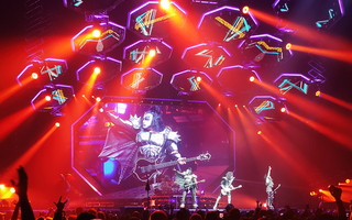 KISS Glendale Stage 04