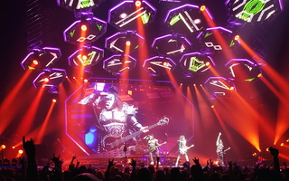 KISS Glendale Stage 05