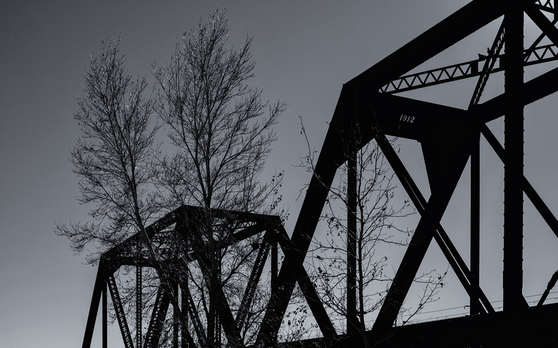 Tempe_Old_Railroad_Bridge_1912_bw.jpg