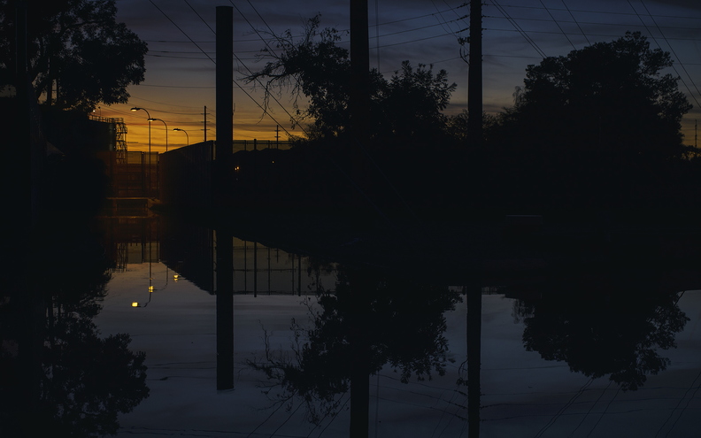 SRP_Kyrene_Generating_Station_Sunset_Canal_Reflection_Golden_Gate_October.jpg