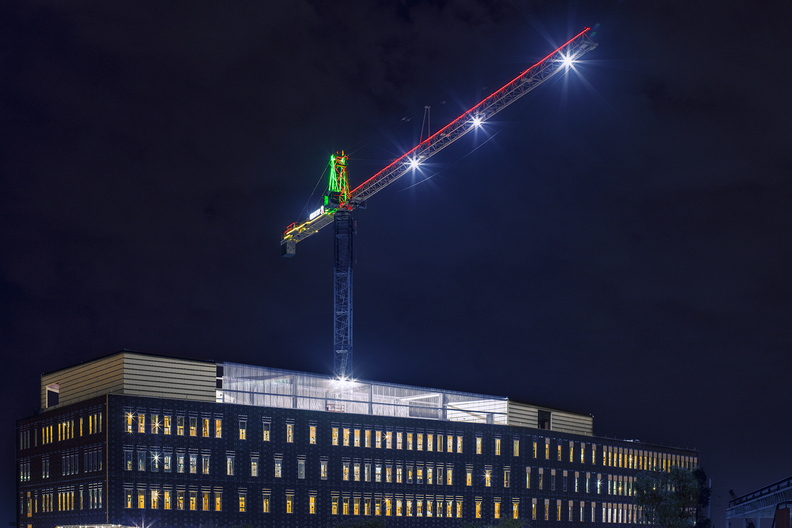 A_January_Starry_Night_in Tempe_A_New_City_Construction_Crane_Lights_01.jpg