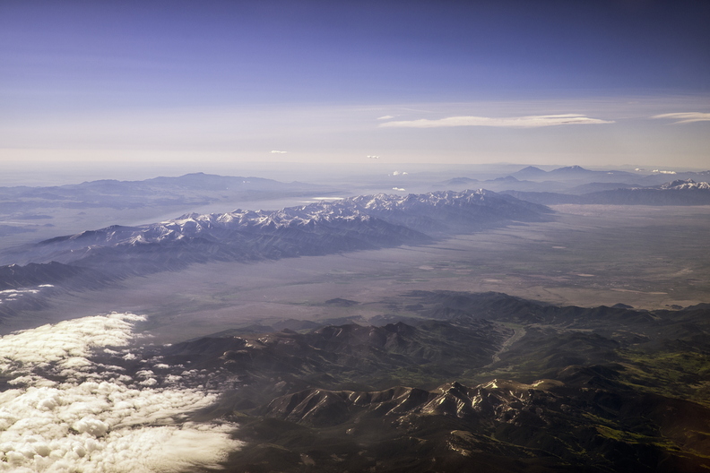 Aerial_View_Colorado_from_the_plane_1.jpg
