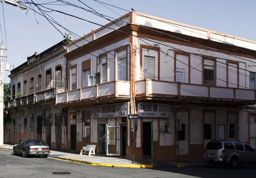 Old San Juan Jospehs pub agencia hipica