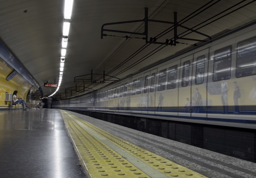 Madrid Spain Metro blur 2