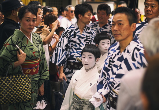 Japan photography Kyoto Gion Matsuri Festival sacred child 4